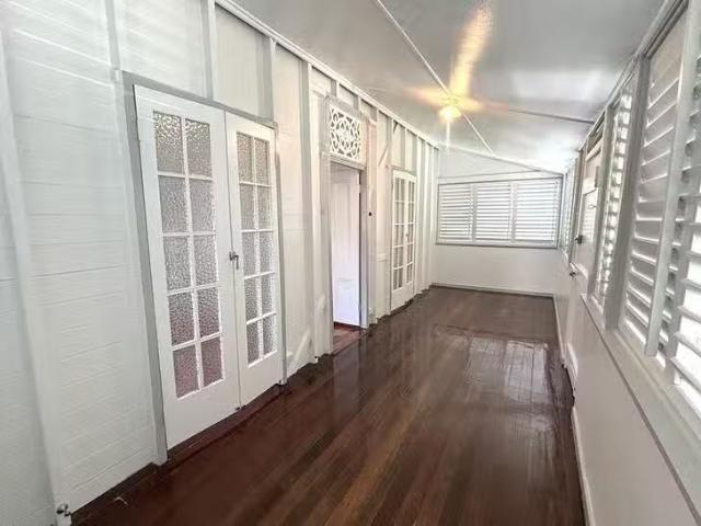 Deal! 67 Tully Street, South Townsville, QLD 4810
