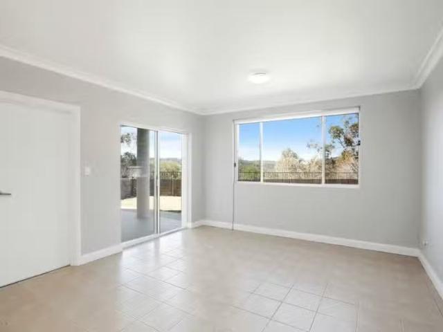 Cheap 67B Corymbia Circuit, Frenchs Forest Apartment for rent.