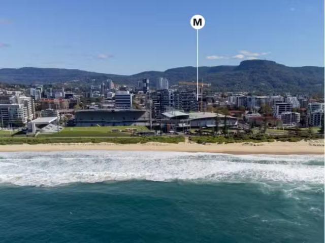 Unique 604/41 Crown Street, Wollongong Apartment for rent Lis.