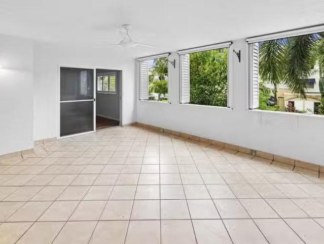 For Rent! 606/2 Greenslopes Street, Cairns North, QLD 4870