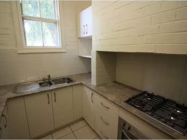 For Rent! 60 Flinders Street, WAGGA WAGGA Townhouse for rent.