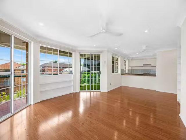 Charming 6/118 School Road, Yeronga, QLD 4104