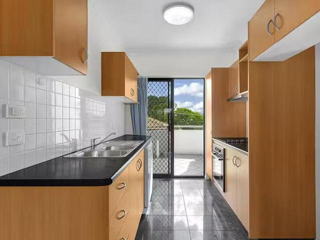 Charming 6/15 Stevenson Street, Ascot, QLD 4007