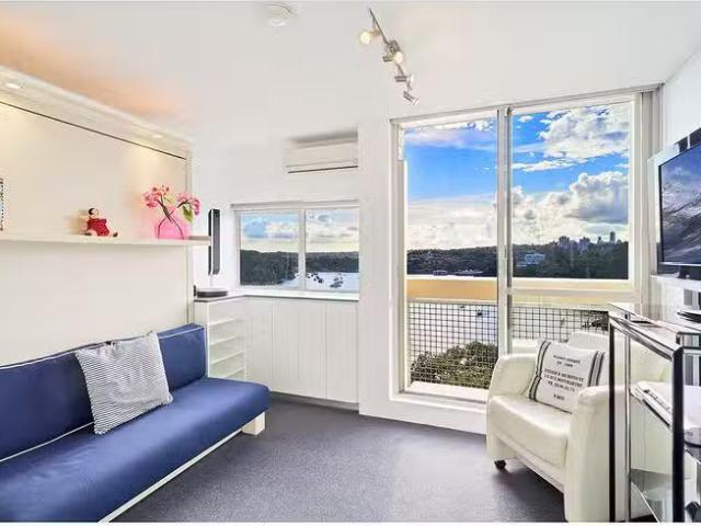 Cheap 62/14 28 Blues Point Road, Mcmahons Point, NSW 2060