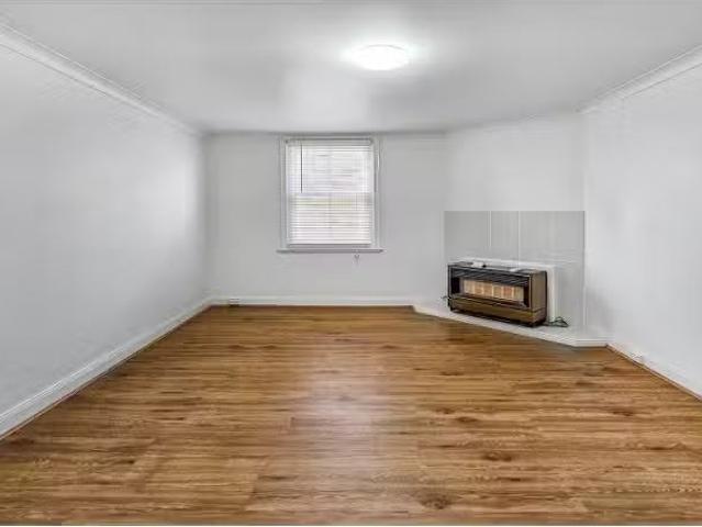 Just in! 62 Cupro Street, Lithgow House for rent Listed by Va.