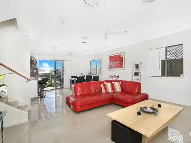 Nice 63/14 Photinia Crescent, Mountain Creek, QLD 4557