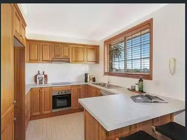 Unique 6/36 Gipps Street, Wollongong, NSW 2500