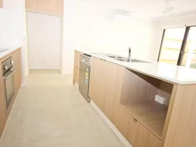 Nice 63 Niles Court, Bahrs Scrub, QLD 4207