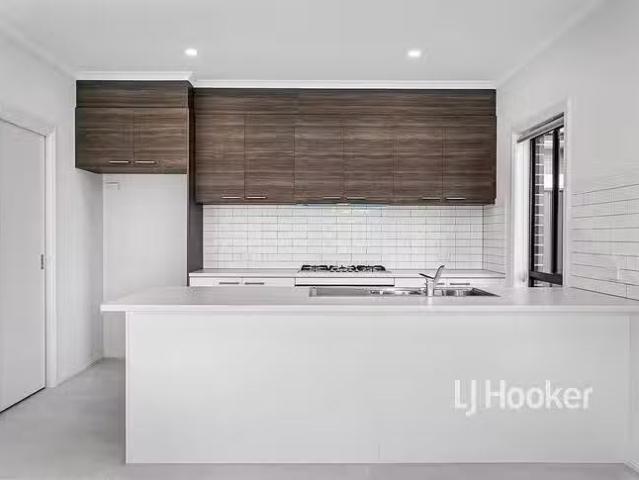 Deal! 6 Alexander Street, Royal Park, SA 5014