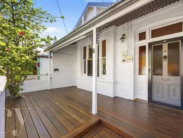 Cozy 6 Arundel Street, Fremantle, WA 6160