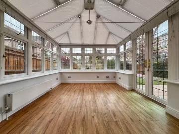 Cozy 6 bedroom detached house for rent in Wagtail Walk, BR3