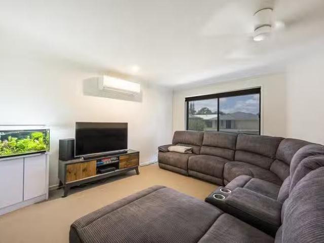 Cozy 6 Bryce Crescent, Lawrence, NSW 2460