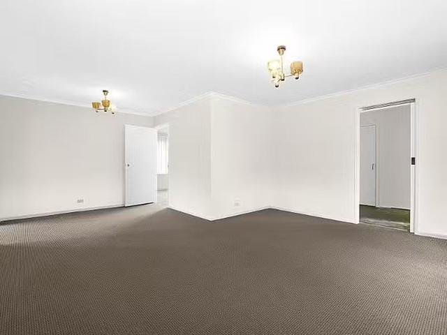 New 6 Greig Place, Engadine House for rent Listed by of Mcgra.