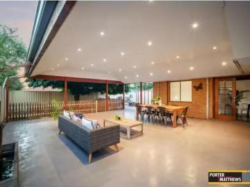 Cozy 6 Guernsey Court, STRATTON House for rent Listed by Clar.