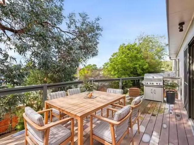 Nice 6 Hutcheson Avenue, Highton, VIC 3216