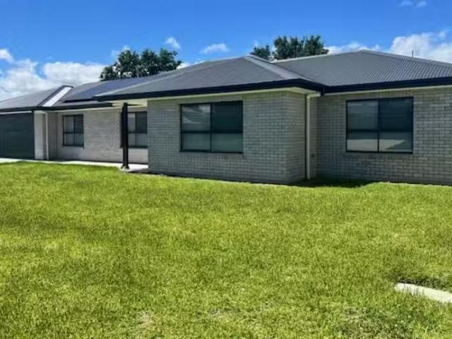 Rental! 6 Max Place, INVERELL House for rent Listed by Natash.