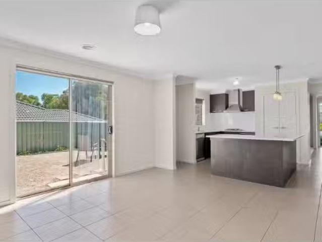 New 6 Sundew Drive, KANGAROO FLAT House for rent Listed by Ja.