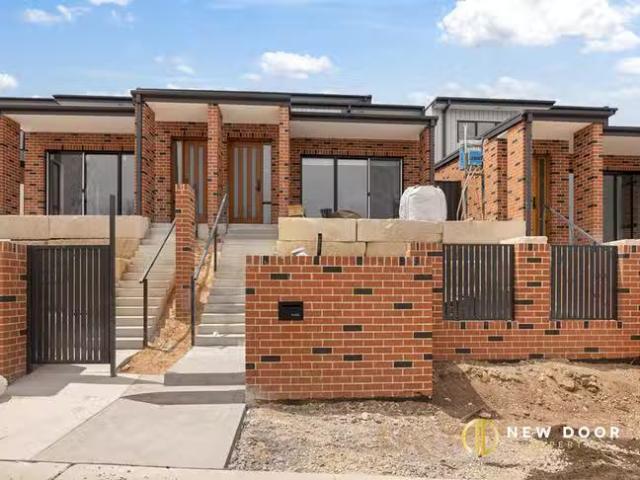 Unique 7/44 Mcglashan Street, Taylor, ACT 2913