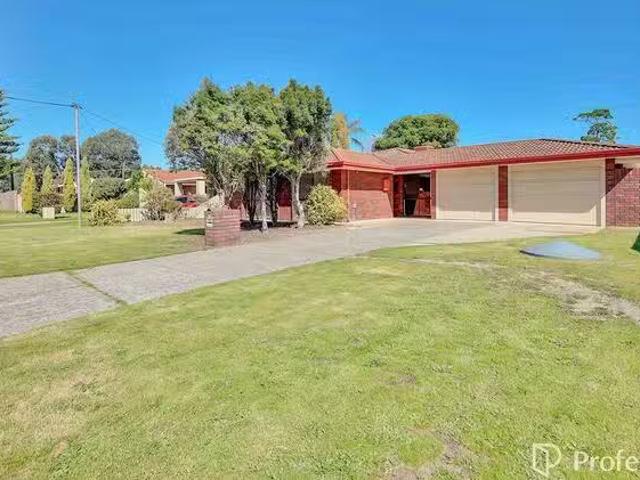 Rental! 74 Meadowbrook Drive, Parkwood, WA 6147