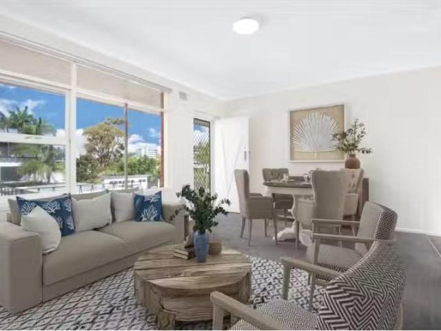 New 7/5 Ocean View Road, FRESHWATER Apartment for rent Listed.