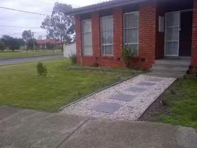 Unique 76 fairbairn rd, Sunshine West VIC 3020