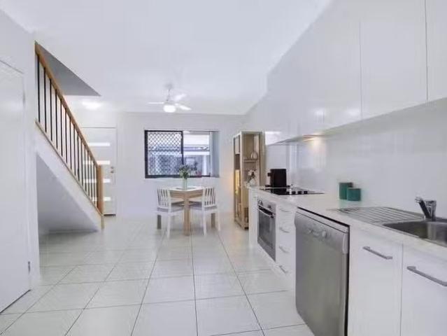 Unique 7/70 John Street, Redcliffe, QLD 4020