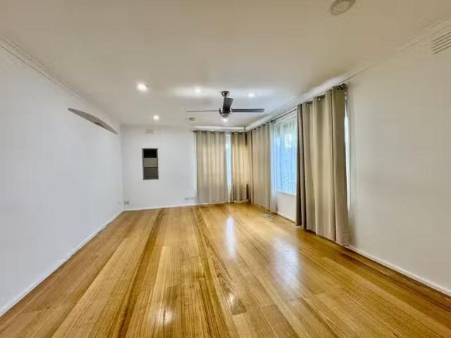 Charming 77 Milleara Road, KEILOR EAST, VIC 3033 House for R.