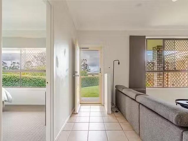 Cheap 77A Birdlife Court, Nerang, QLD 4211