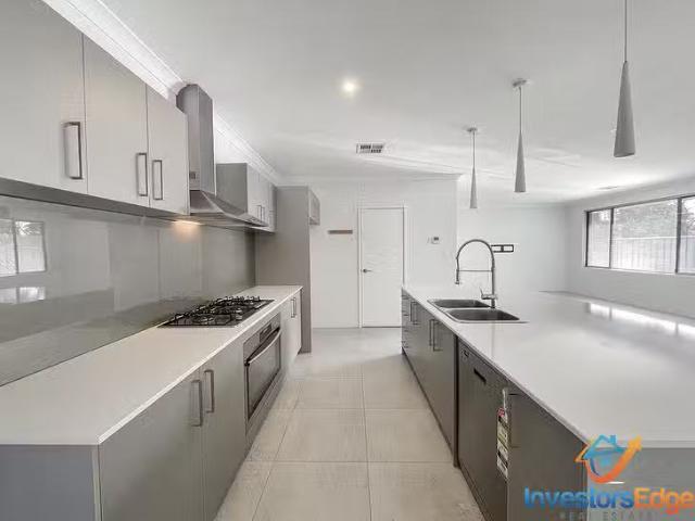 Nice 78 Plaistowe Boulevard, Byford, WA 6122