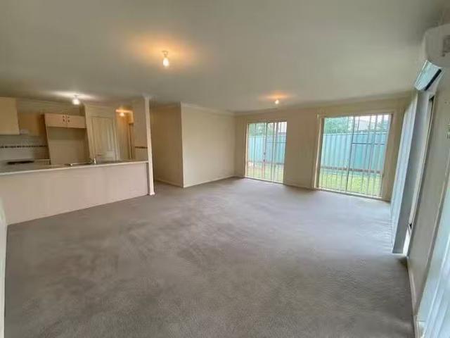 For Rent! 78B Close Street, Parkes, NSW 2870