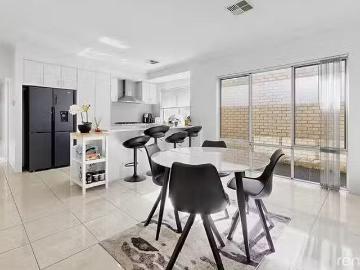 Cheap 79 Litchfield Circle, Wandi, WA 6167