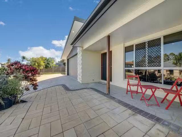 Nice 79 Sharyn Drive, New Auckland, QLD 4680