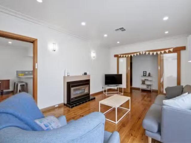 Deal! 704 Urquhart Street, Ballarat Central VIC 3350 House F.