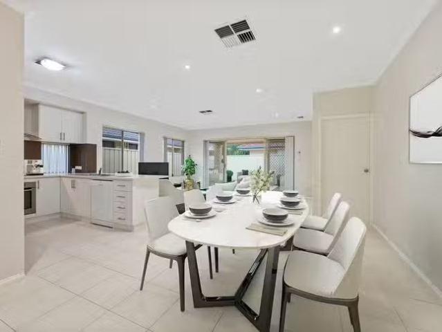 Cozy 70 Elsegood Street, Dianella, WA 6059