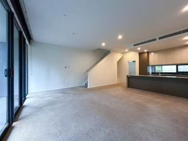 For Rent! 70 Geographe Street, Docklands, VIC 3008