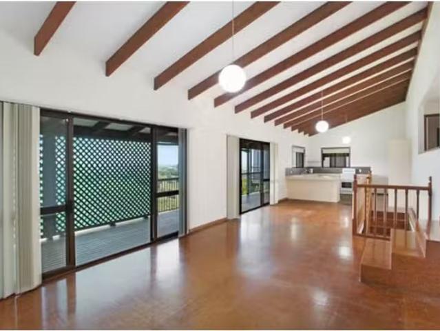 New 70 Peninsula Drive, BILAMBIL HEIGHTS House for rent Liste.