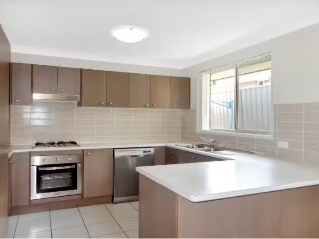 New 71 Georgia Drive, Hamlyn Terrace House for rent Listed by.