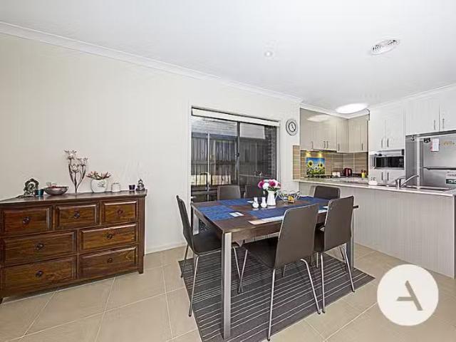 Cheap 71 Rockwood Street, Casey, ACT 2913