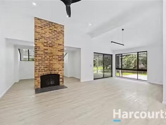 Cheap 71 Scribner Avenue, Forestdale, QLD 4118
