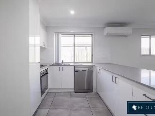 Just in! 71 Woodrose Circuit, Pimpama, QLD 4209