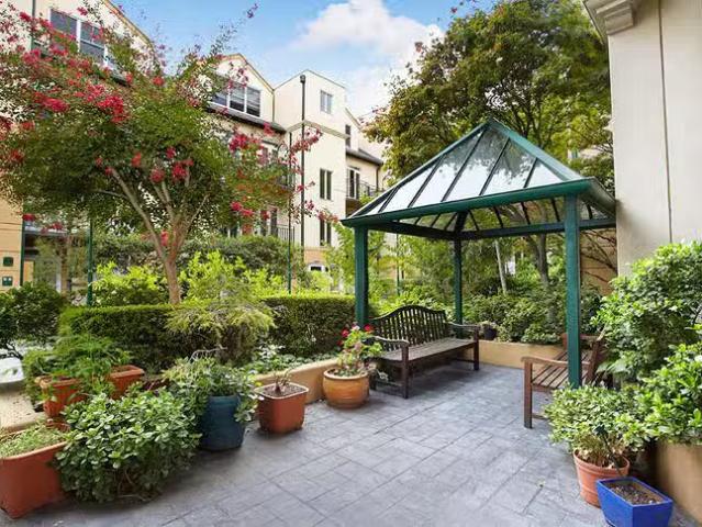 Just in! 73/121 Rathdowne Street, Carlton, VIC 3053