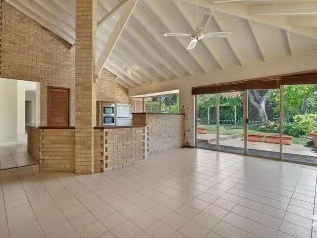 Rental! 7 Collier Street, Applecross, WA 6153