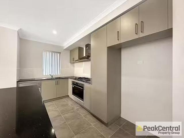 New 7 Bolsover Street, Wellard, WA 6170