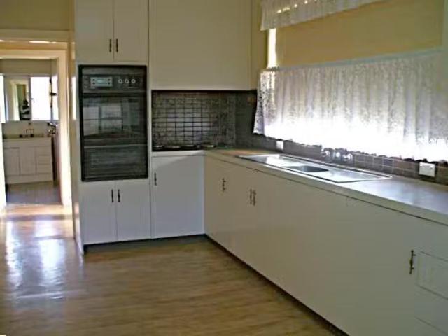 Charming 7 Billing Road, Worrolong, SA 5291
