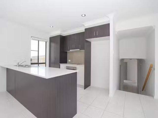 Rental! 7 Brearley Court, Rural View, QLD 4740
