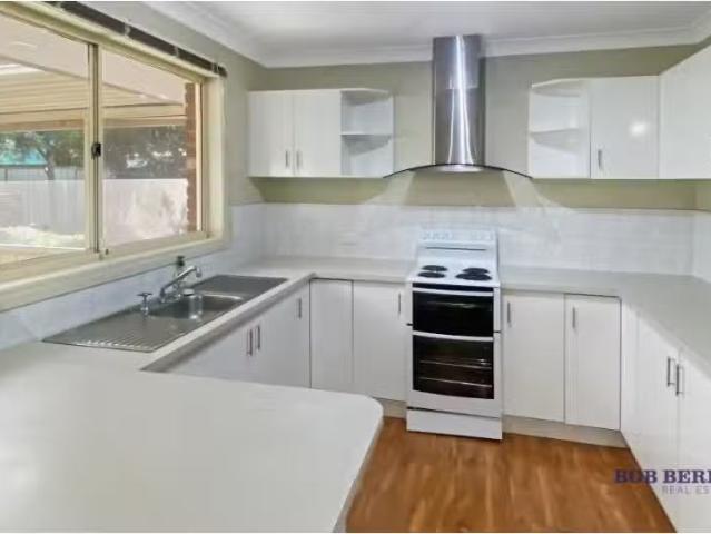 Charming 7 Gregory Court, Dubbo House for rent Listed by Lisa.