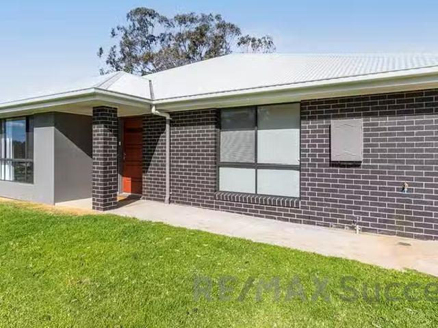 For Rent! 7 Sovereign Drive, Meringandan West, QLD 4352
