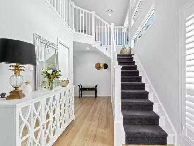 Nice 7 Shepherd Street, Wynnum, QLD 4178