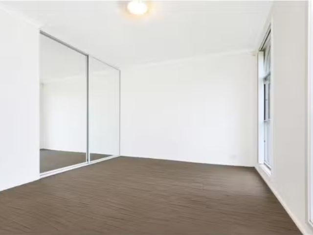Rental! 7 Rosewall Place, Berkeley House for rent Listed by M.