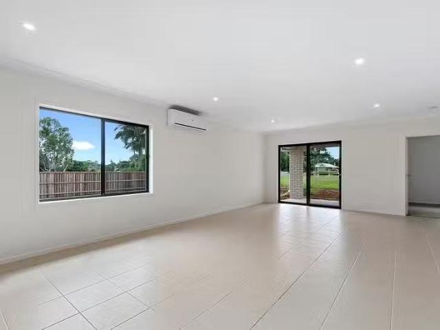 Cozy 7 Thorn Street, Ormiston, QLD 4160
